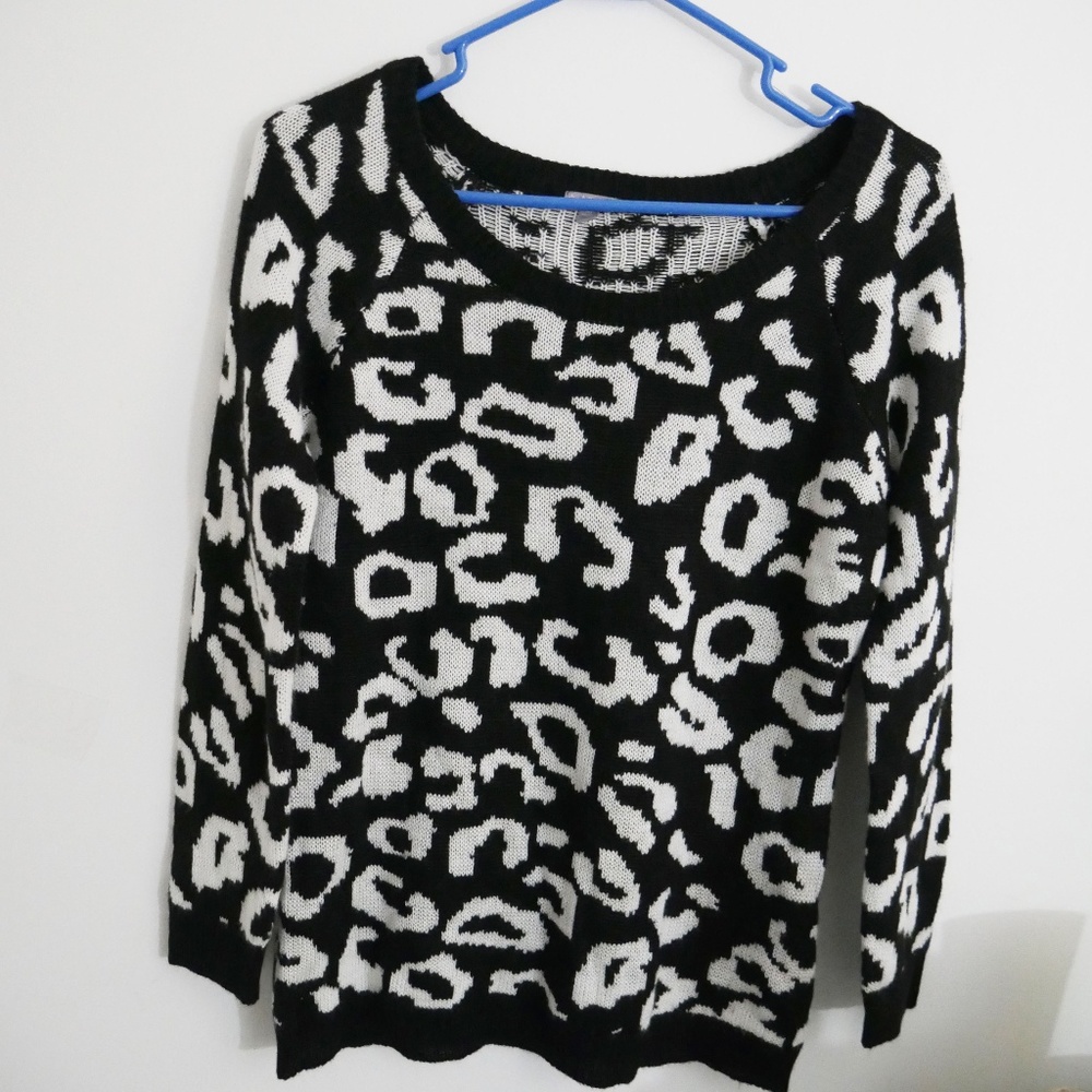 Charlotte Russe Black and White Leopard Sweater